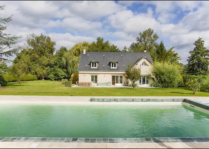 Villa Jardin Piscine Privee Saint-Etienne-la-Thillaye