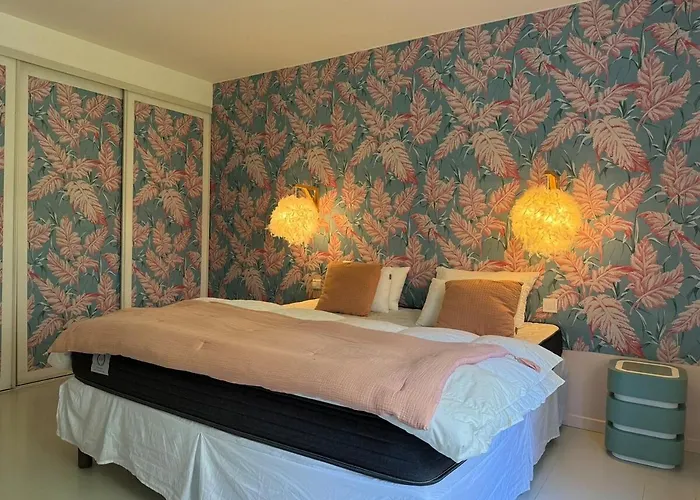 Villa Jardin Piscine Privee *