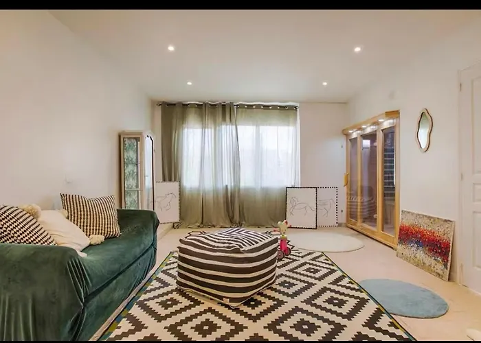 Villa Jardin Piscine Privee Saint-Etienne-la-Thillaye